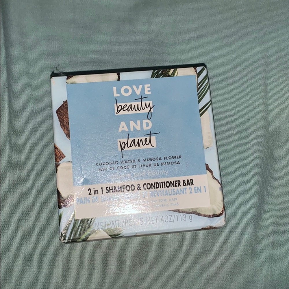 Shampoo and conditioner 2 in 1